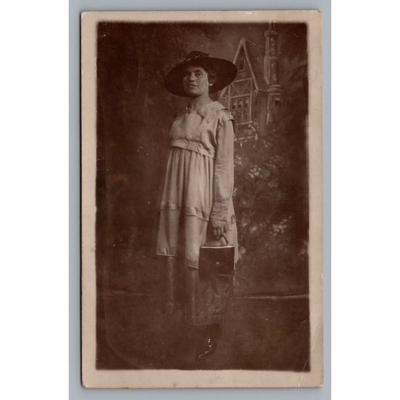 Studio Photo RPPC Woman Posing Hat and Purse Antique Fashion Real Photo Postcard - Picture 1 of 2